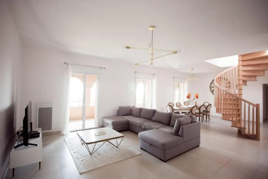 Magnifique Appartement Avec Vue Imprenable La Londe-les-Maures 0*,  France